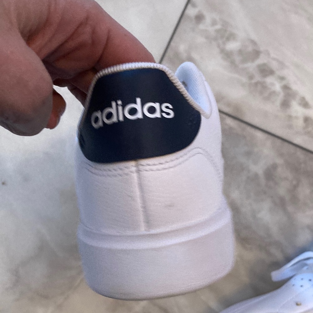 Adidas Women’s Advantage 2.0 Cloudfoam White Sneakers - Picture 4 of 14
